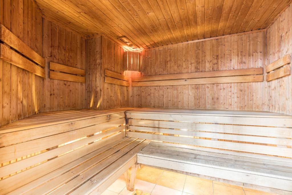 Apartament Rysy Apartamentyzakopianskie Basen Sauna Jacuzzi ซาโกปาเน ภายนอก รูปภาพ